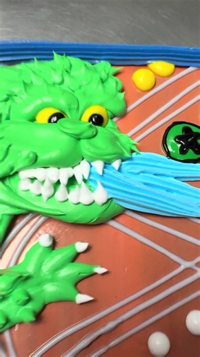 Special request for a Godzilla theme pinball machine cake! Every day is something different when you’re a cake decorator! #dqcakes #cakedecorating #cakedecorator #dairyqueen #edibleart