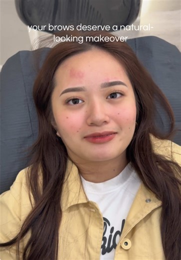 Turning messy brows to a well-kept, defined, but natural-looking pair! #elitebrowsph #browmakeover #browsbyjaysa #powderbrows