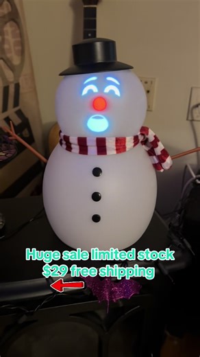 Talking and singing snowman battery powered or plug-in to an outlet. Over 40 minutes of dialogue and Christmas songs. #frostbitethesnowman ❄️ #HolidayVibes 🎄 #ChristmasDecorMagic ✨ #SingingSnowman 🎤 #WinterFun ⛄