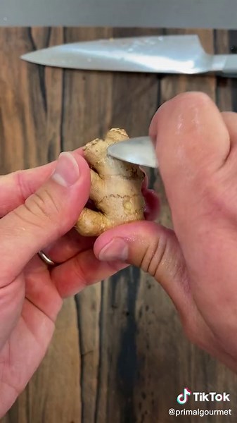 Piri Piri Chciken… find the grilled recipe on my instagram (@primal_gourmet) or the oven-roasted method on p49 of my cookbook #recipes #fypシ #asmr #whole30 #grilling #glutenfree #traegergrills