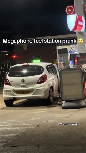 Part 1 Megaphone prank She caught us in the end 😂 #megaphone #texaco #fuel #reaction #barbershop #comedy #gasstation #laughs | Mitchyandmatty