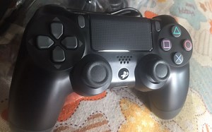SONY PS4 DUALSHOCK4 无线控制器简易开箱