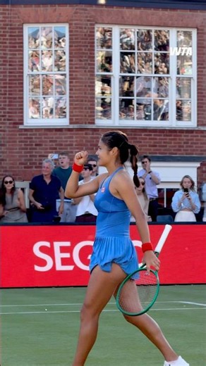 That home final feeling 🥹Emma Raducanu reaches her first final at The Queen’s Club! #WTA