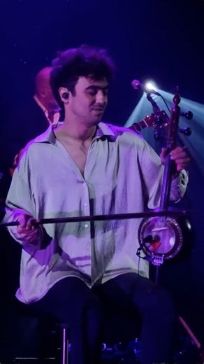 Feeling the music 💫 🎥: @lifebyjesi | Mark Eliyahu