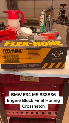 BMW E34 M5 S38B36 Engine Block Final Honing Crosshatch Pattern #bmw #bmwe34 #bmwm5 #engine #engineering #machining #restoration #diy #mechanic #techniciansoftiktok #mechanicsoftiktok #mecanico #tools #learnontiktok #bestchallenge #loveyou #clearwater #reelschallenge #fbreels #loveyou | Norma Desiree | Facebook