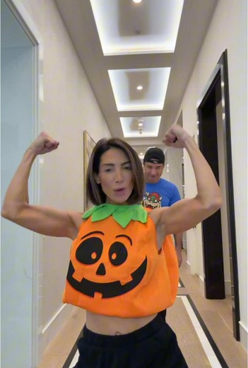 Pamela Pumpkin's Halloween Workout | Spooky Vibes