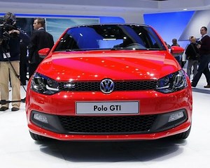 Volkswagem apresenta o Polo GTI 2011 com motor turbo de 180cv