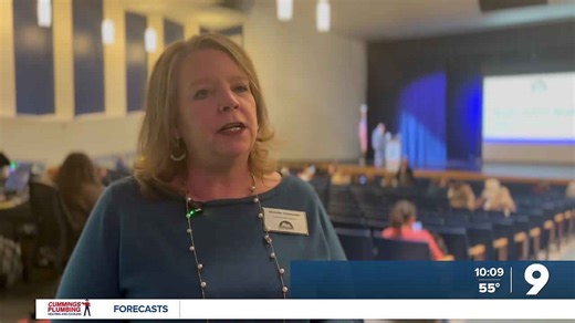 Amphi Public Schools Holds First Meeting on Elementary School Closures