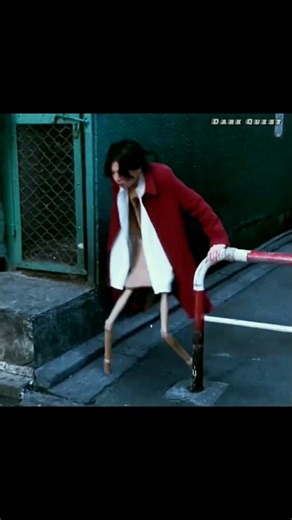 La fille s'est lentement transformée en chaise. #movie #films #cinema Music Title: Simulacra Artist: Paul Fowler Link: https://business.facebook.com/sound/collection/?sound_collection_tab=sound_tracks&asset_id=945878313567066&reference=artist_attr | TABS Résumé