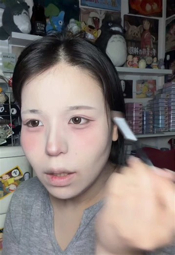 うみちゃん メイク方法｜つけまつげ・化粧テク365