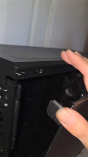 Fractal Meshify 2 PC Case Desktop Tower How to Open the Side Panel