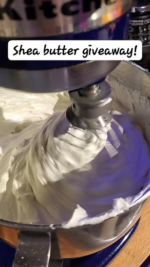 Giving away one jar of my amazing herbal whipped shea butter! Share/invite/post/interact and help promote Black {Excellence} Friday and post a screenshot of whatever you do (multiple entries possible till Sunday night [11.9.25] and either PM it to me or leave in the comments. Eligible actions: - make a text only post and leave details w the flyer in the comments (don't even tag the event in the actual post - FB blocks those) - Tag your friends in your post for an extra entry - Invite friends to 