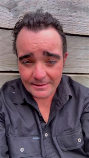 Shining a light on rural mental health this Christmas. Out bush, too many stories go unheard but together we can bring hope, connection and support to the families who need it most. ❤️🎄 | Jason Owen