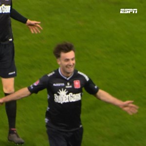 😱 Mart Remans vanaf eigen helft! 👏 | ESPN NL