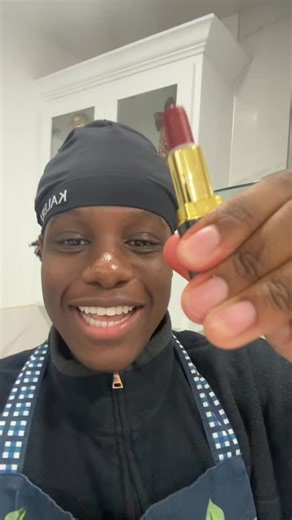 topzy | raspberry pie lipstick | Instagram