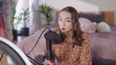 TONOR USB Podcast Microphone, Gaming PC Studio Streaming Mic Kit for PS4/5/Discord/Twitch Gamer, Recording Condenser Equipment Cardioid Microfono for Singing, YouTube, with Adjustable Arm Stand