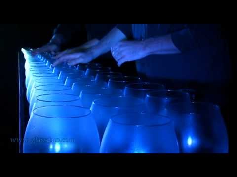 Bach - Toccata and Fugue in D, Glass Harp / glasharfe (part 1/2)