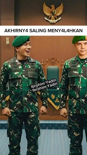 M4DE VS JURU. Adegan ini hanyalah visual cerita fiksi. Semoga kita semua selalu dijauhkan dari tindakan kekerasan dan dapat memilih jalan yang lebih baik dalam menghadapi emosi. #ceritavideo #kontenfiksi #visualstory #dramapendek #edukasiemosi #hindarikekerasan #kontenaman #creativestory | Ibrohim Yadin