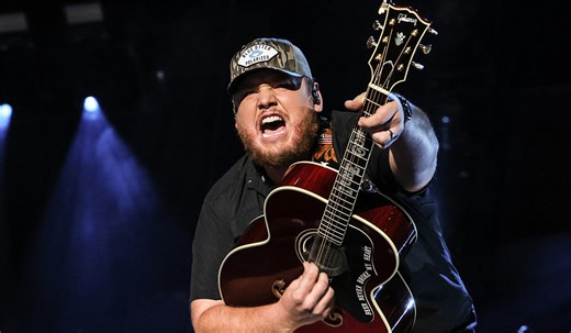 Fans rage over cost of Luke Combs' Slane Castle concert tickets