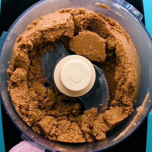 377K views · 1.8K reactions | With delicious milk chocolate stuffed inside fluffy marshmallows, s’mores just got tastier than ever. | Stuffed Puffs | Facebook