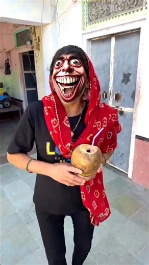 Maa ke pass Nariyal pani #shorts #funnyshorts #maa #youtubeshorts