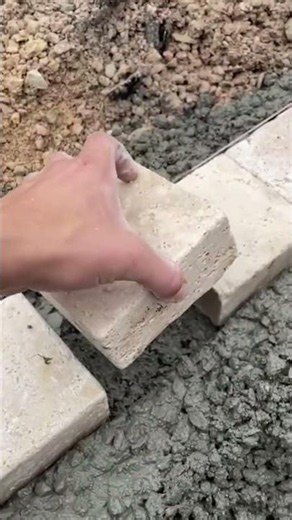 Insert into the ceramic section and the paving stone foundation to serve as a foundation between