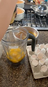 Antes no me gustaba el flan por q los q probaba estaban aguados oh huelen mucho a huevo pero el mio me encanta aqui se los comparto #flan #receta #quesillo | Jennifer cocinando