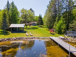14 Surfland Road, Sundridge Ontario Cottage For Sale