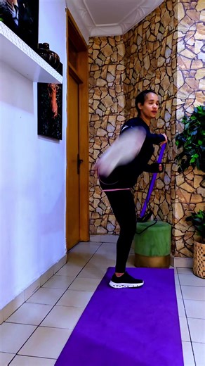 sara hailu 0 (@sarahailu0)’s videos with Cardio box_Kick_Power box_mix - Merika