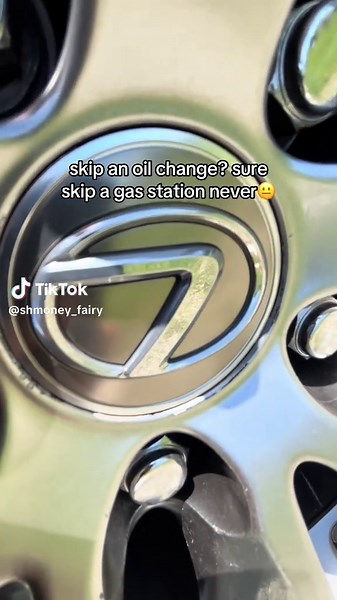 Understanding V6 vs V8 Fuel Efficiency Explained