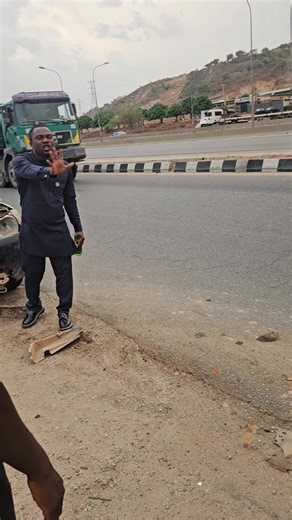 Understanding Viral Car Memes on Social Media