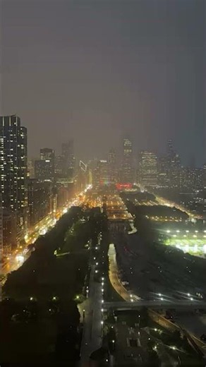Timelapse captures powerful storm rolling through Chicago again