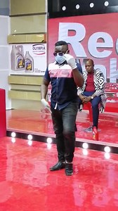 MC Z "le robot" | Reem Wakato