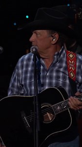 Willie Nelson and George Strait - Good hearted woman | Bytesizenetwork