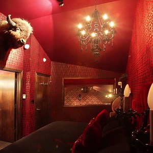 552K views · 2K reactions | At this whimsical New York motel, no two rooms are the same—and you'll have a hard time choosing which one you want. | Condé Nast Traveler | Facebook