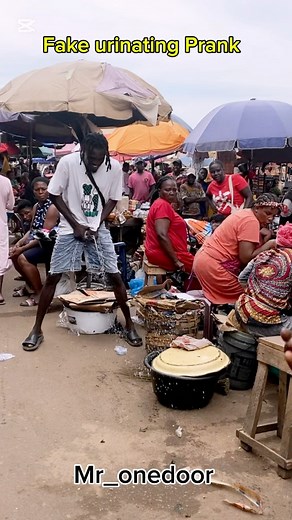 Fake urinating Prank dat got dem laughing so hard😂😂 #foryou #prank #trending #viral #reels | ONE DOOR