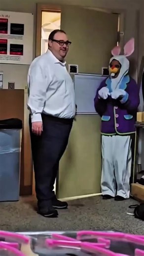 Hilarious Scare Pranks That Will Make You Laugh