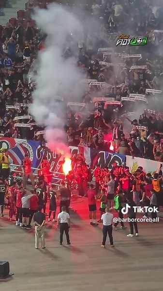 บรรยากาศฉลองหลังจบเกม ทีมชาติไทย ชนะ เติร์กเมนิสถาน 2-1 เข้ารอบสุดท้าย เอเชียนคัพ 2027 #TikTokการกีฬา #ฟุตบอลไทย #ทีมชาติไทย #บ้าบอคอร์บอล #ช้างศึก