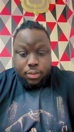 Vidéos de le mamba noir (@le.mamba.noir04) avec son original - le mamba noir