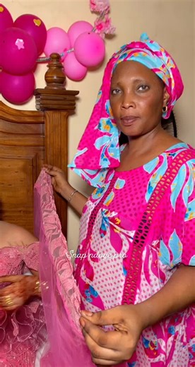 Colorful Fashion Styles with Vibrant Accessories