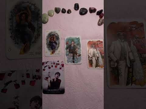 Mitä sinun tulisi kuulla juuri nyt? Ajaton tarot tulkinta