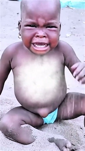 Crying Baby Wants Dad’s Hug 🥺❤️ #africa #cutekids #funnykids #babyyumyum #babybuns #babyleo
