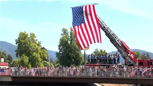 Idaho came out to honor two firefighters who lost their lives in an ambush. | USA TODAY