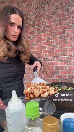 Blackstone Chicken Fried Rice Recipe for Dinner