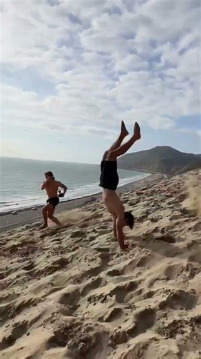Ninguém consegue contar quantos mortais ele deu 🤯 #shorts #curiosidades