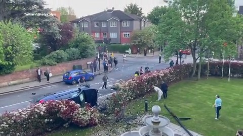 Delivery rider killed during 'hit and run' incident in South London