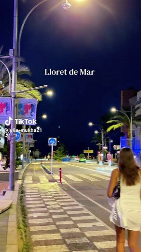 Lloret de Mar travel guide 2026 — beach day tips and highlights