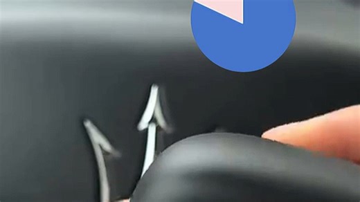 别忽视嘈杂环境，JBL WAVE BEAM 2 快入手！通勤、运动、差旅场景皆宜，三麦克风波束拾音精准降噪，通话清晰如面谈，沉浸音乐体验随行。