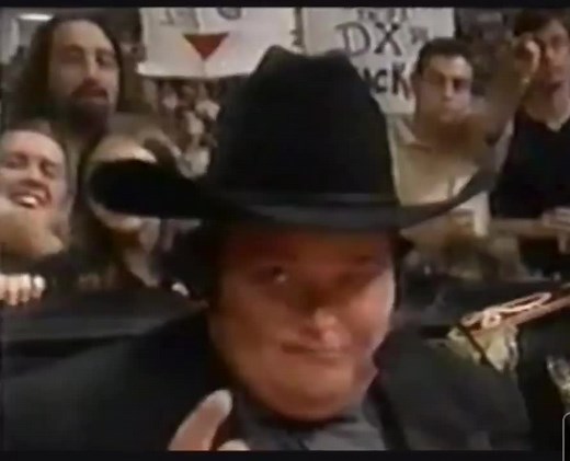 EPIC ENTRANCE! #ICP performs