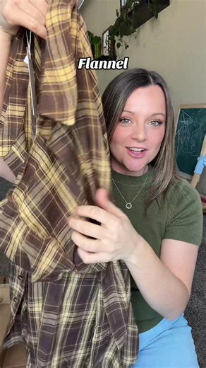 I am loving this new layering piece!!! #flannel #layering #falloutfits